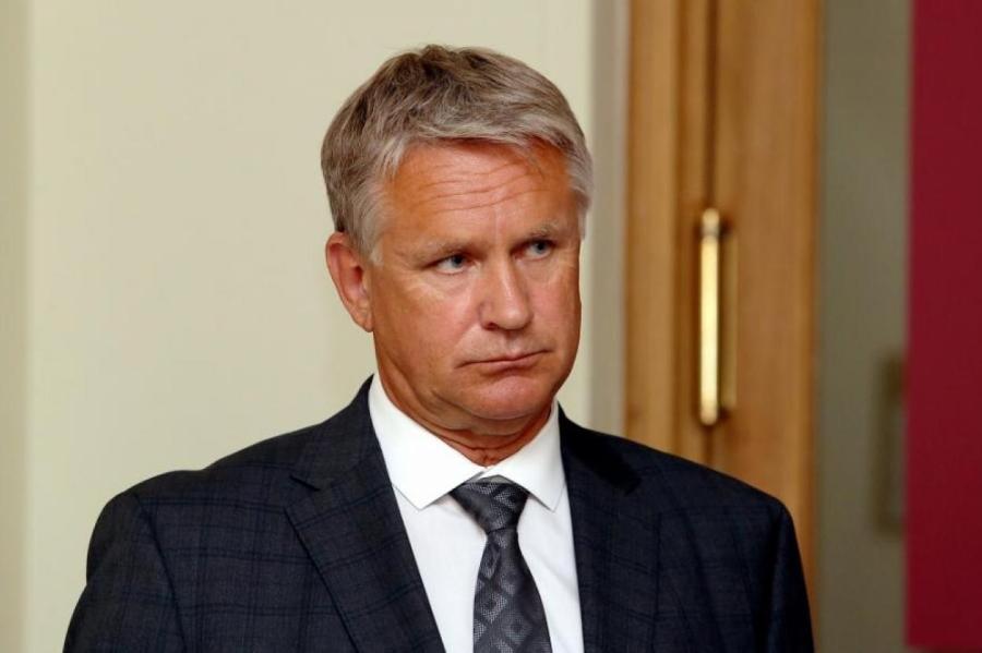 Лапса: министр культуры показал своей отрасли тот же палец, что и Винькеле