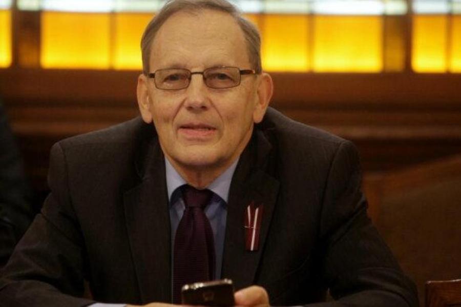 За ж..дов и пед...стов ответит? Хамство Кирштейнса вывело из себя депутатов