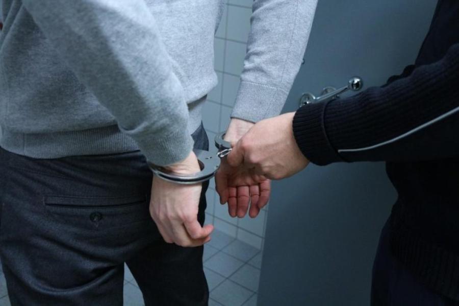 В Курземе попался фермер-педофил: пострадали пять девочек