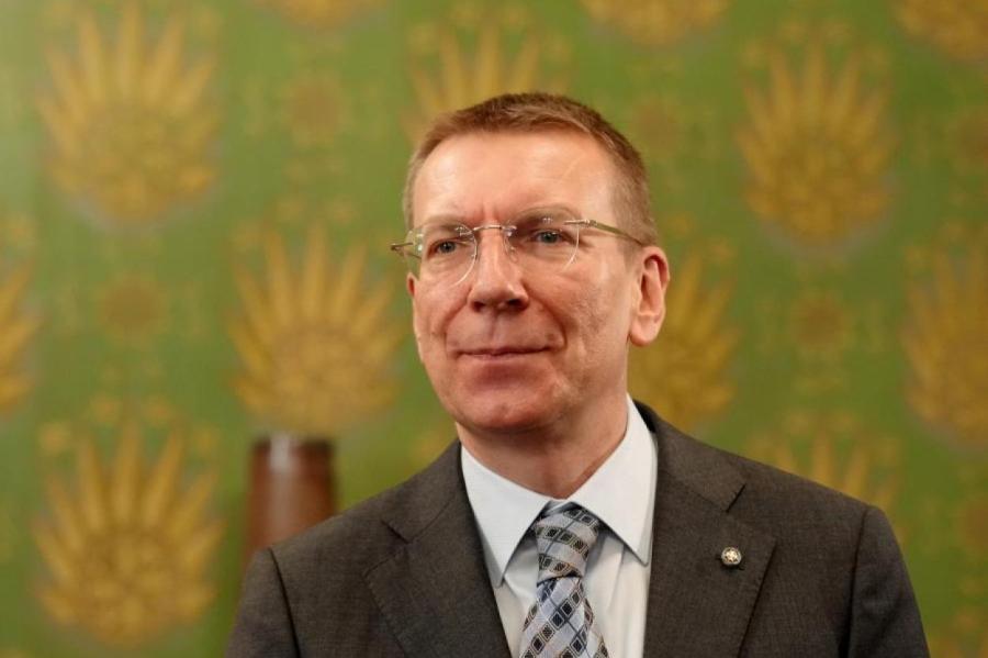 «Я впервые плакала, слушая речь». Что думают люди о новогодней речи президента?