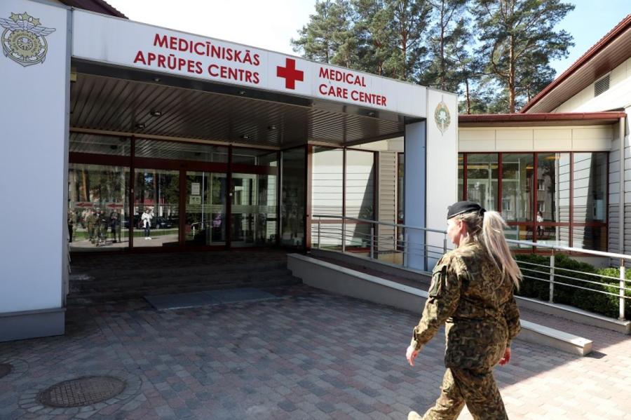 Я бы в армию пошел: НВС зовут на приличные зарплаты медиков и ИТ-специалистов