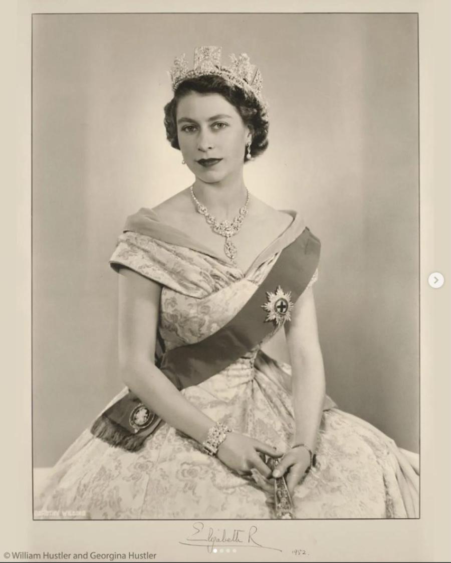 Елизавета II